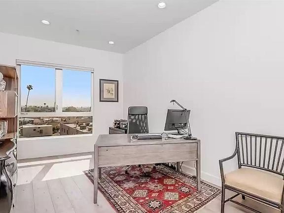 2nd image of 105 S Mariposa Ave APT 505