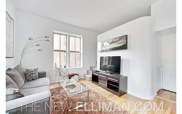 Rented by Douglas Elliman | media 17