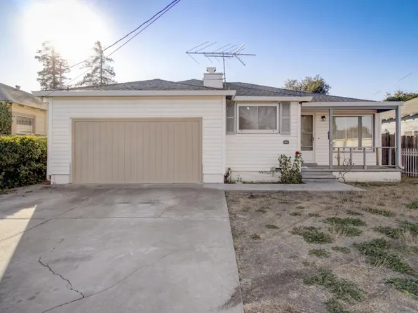 411 Wisteria Dr, East Palo Alto, CA 94303