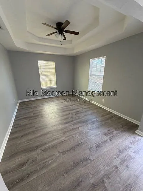 2 bed, 1.0 bath, 756 sqft, $1,700 — Photo 4