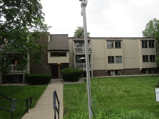 1st image of 500 Woodingham Dr APT 15
