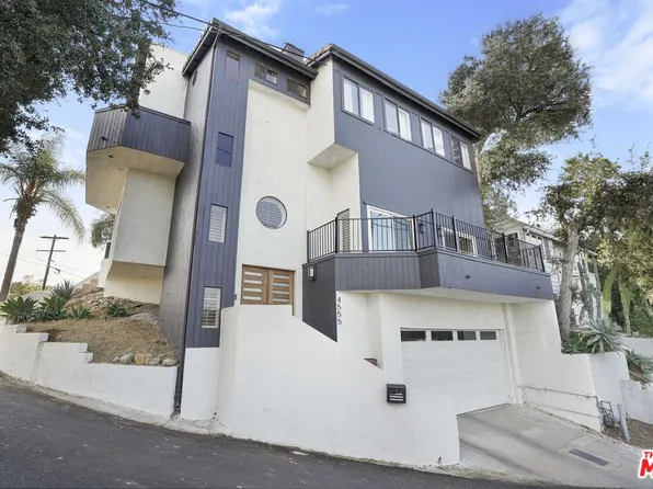 4555 Ensenada Dr, Woodland Hills, CA 91364