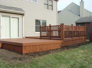 2165 Jordan Ln, Elgin, IL 60123