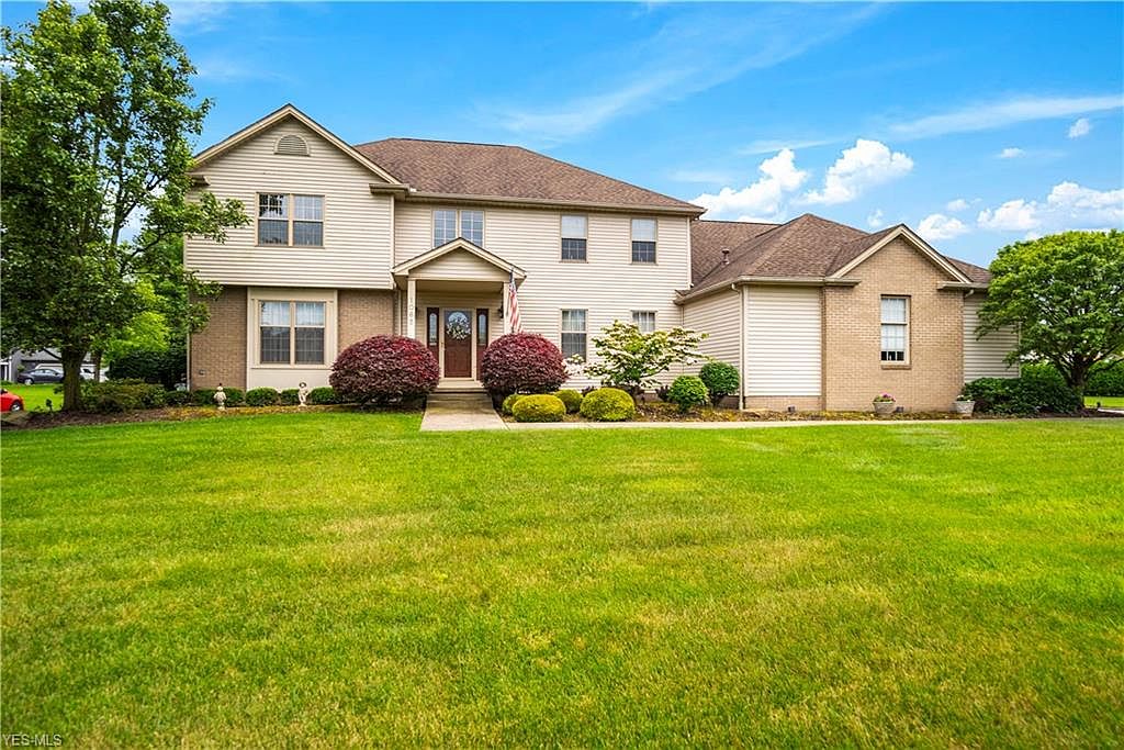 1065 Fox Den Trl, Canfield, OH 44406 | Zillow