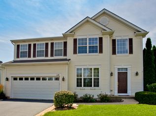 110 E Old Mill Trl, Antioch, IL