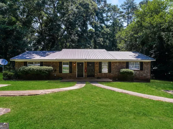 400 Lexington Cir, Gainesville, GA 30506