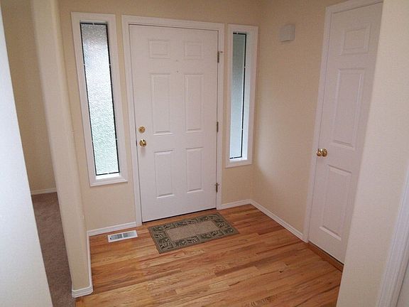 Entry - A skylight fills it with natural light