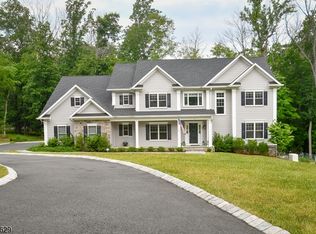 15 Gregory Ln, Warren, NJ 07059