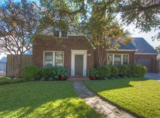 3617 Bellaire Dr S, Fort Worth, TX 76109