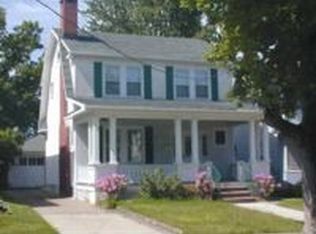 1806 Delaware St, Dunmore, PA 18509