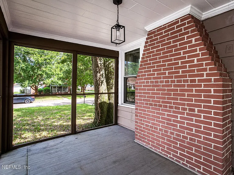 4808 Royal Ave — Photo 9