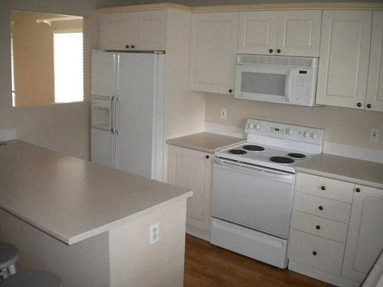 14058 SE Summerfield Loop — Photo 2