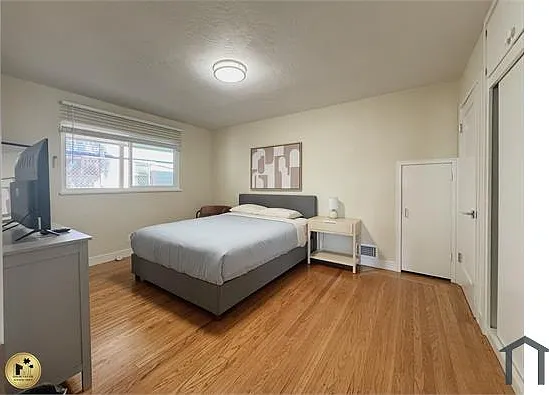 3 bed, 1100 sqft, $3,700 — Photo 2