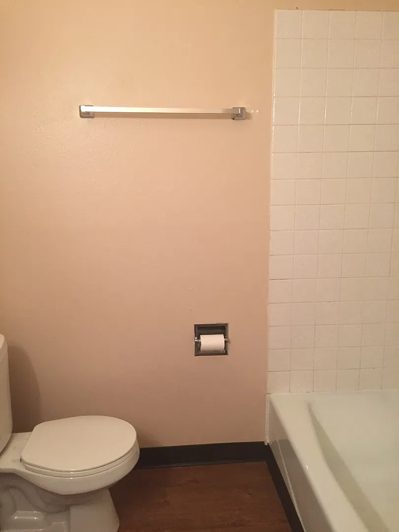 302 Cedar Avenue — Photo 4