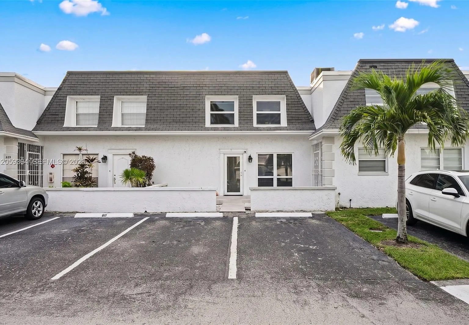 Townhouses Of Venetian Pa — Photo 1