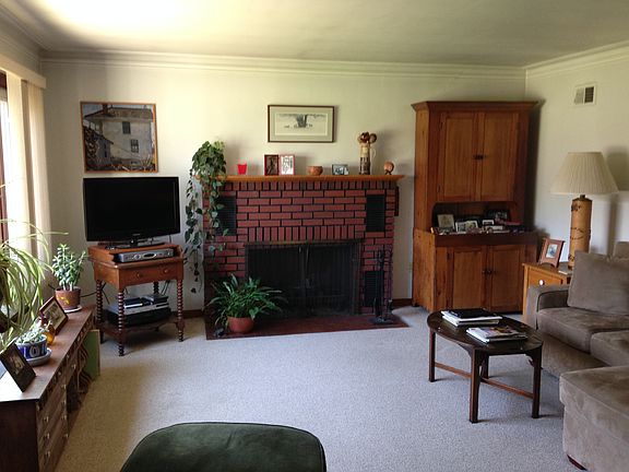4th image of 422 S Bedford St