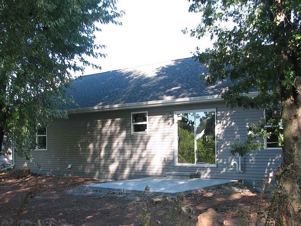 2nd image of 2801 Sullivan Ave