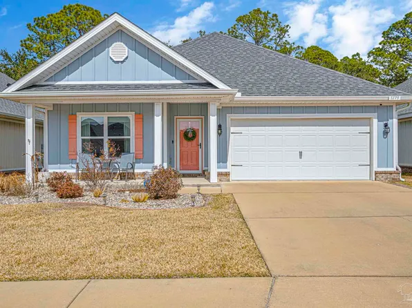 3179 Heritage Oaks Cir, Navarre, FL 32566