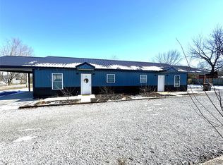 168 E Doughty St, Colcord, OK 74338