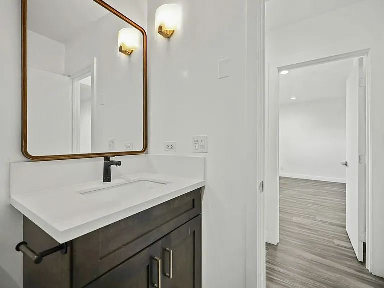 451 Coronado Ter #4 — Photo 9