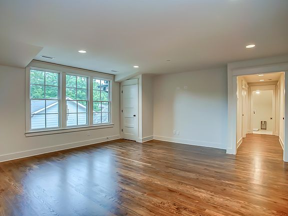 4th image of 495B Broadwell Dr