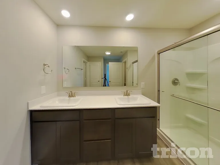 1658 Fairmount Dr — Photo 6