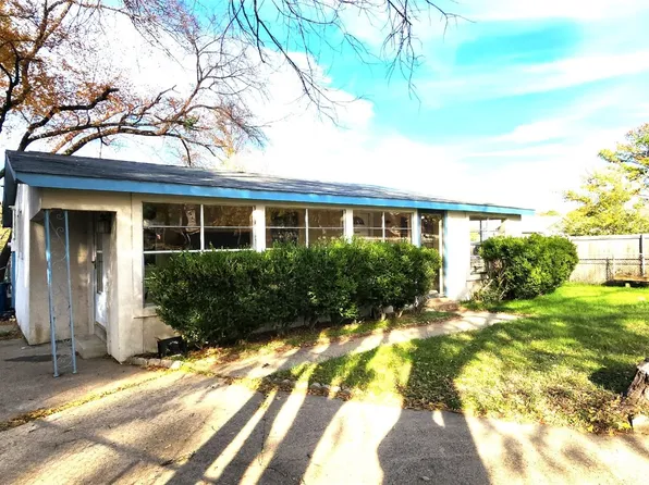 901 Lohaina Ct, Kemp, TX 75143