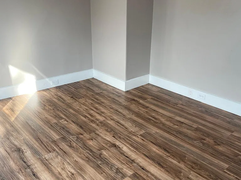1500 N Main St — Photo 22