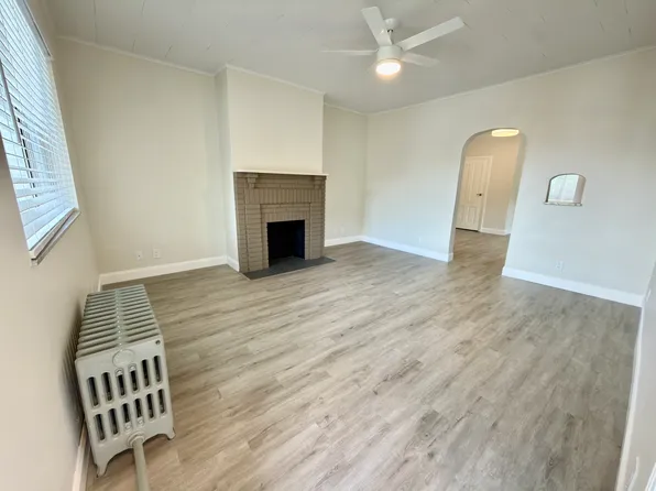 28 Howard St, Pittsburgh, PA 15209