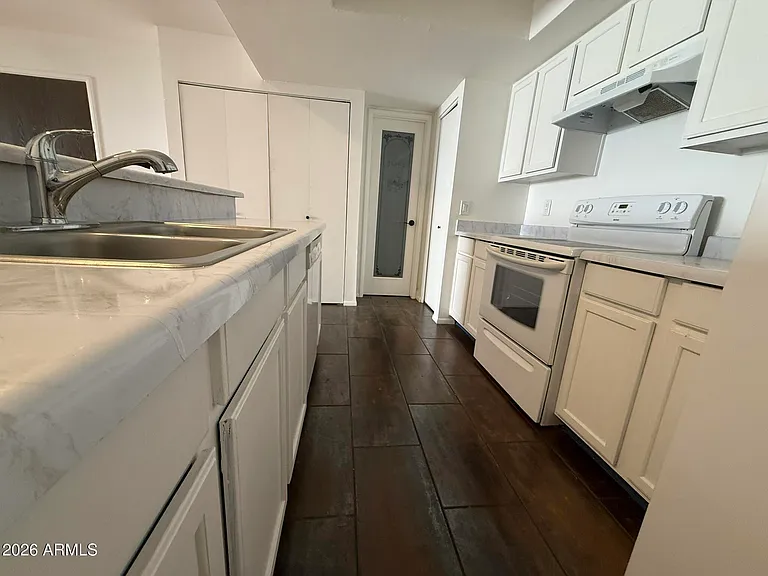 1920 W Lindner Ave #165 — Photo 8