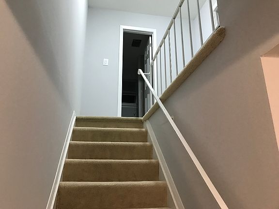 5th image of 492 Longtowne Ct