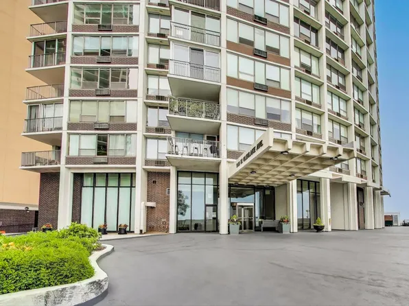 940 W Glenlake Ave #19C, Chicago, IL 60660