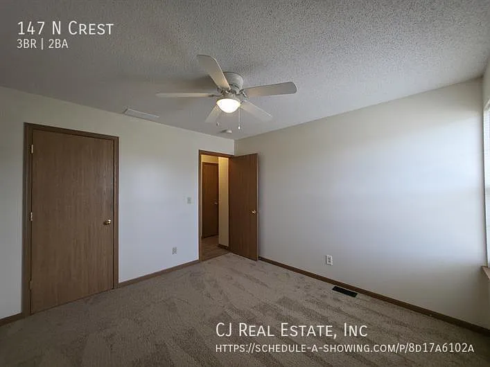 147 N Crest Dr — Photo 8