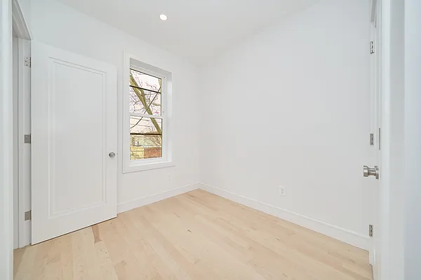 Rented by Living New York | media 15