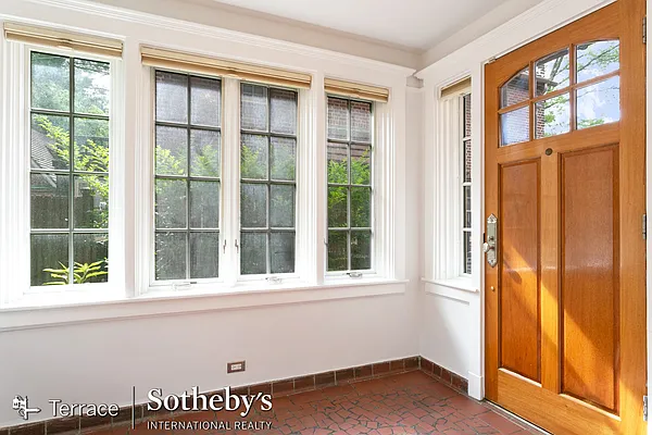Sold by Terrace Sotheby's International Realty | media 76