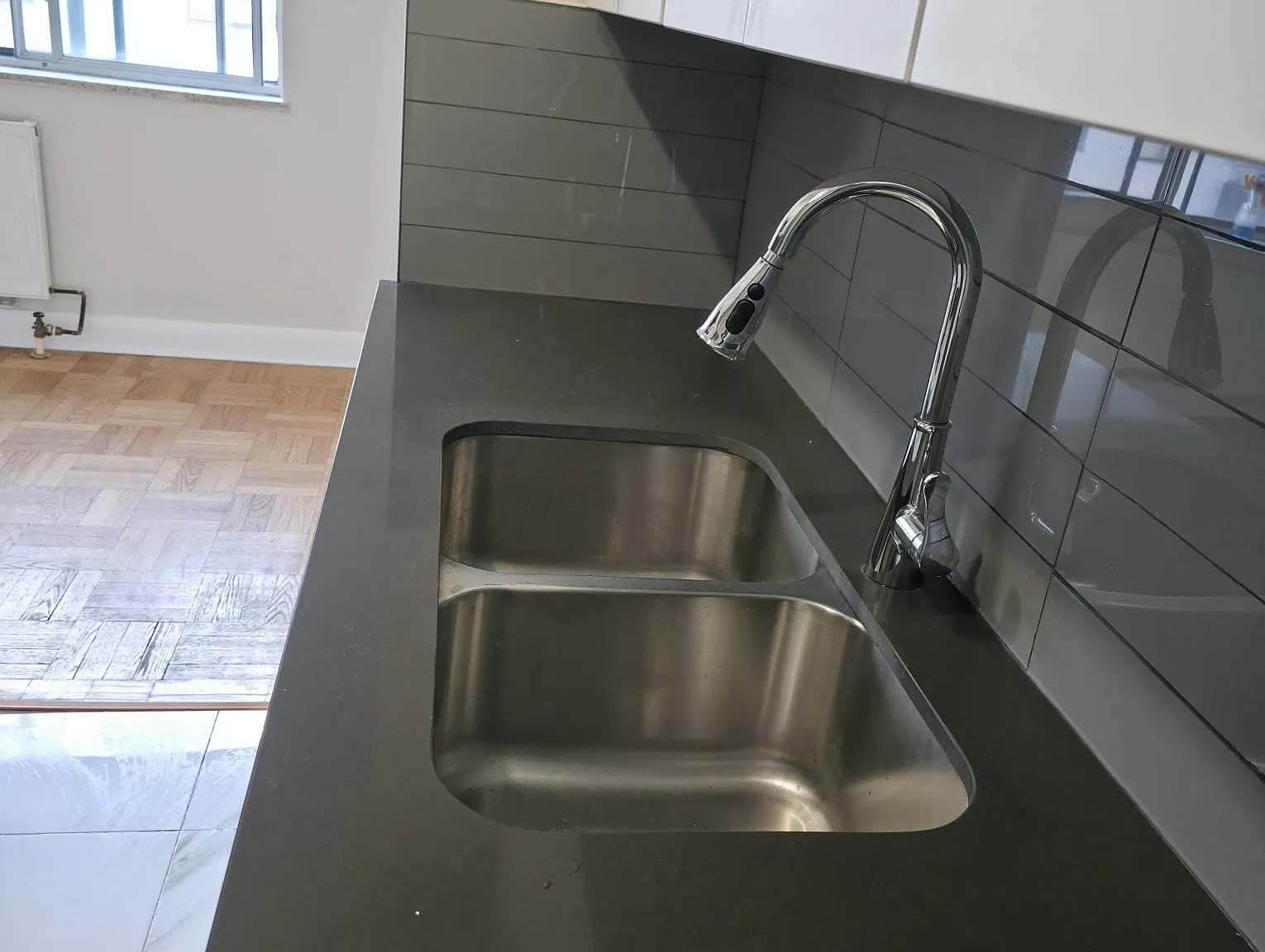 1 bed, $1,949 — Photo 2