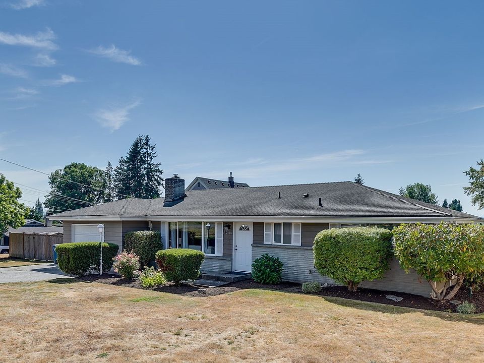 1st image of 1306 Pine Avenue