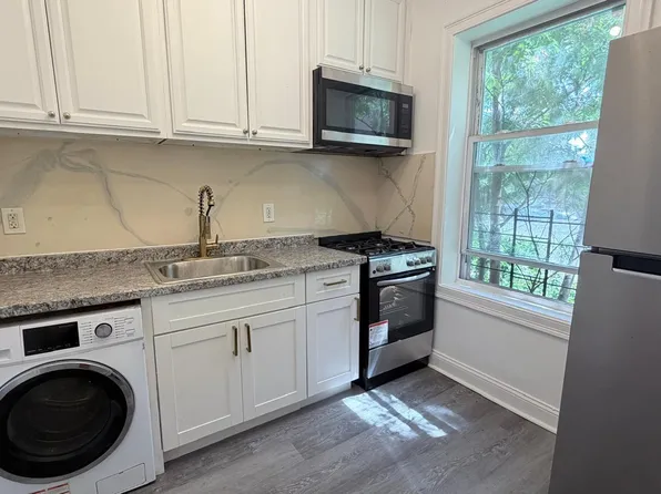 11-13 Gifford Ave, Jersey City, NJ