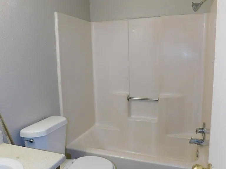 2223 Katy Ln #2223B — Photo 4