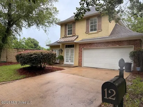 12 Ashton Gardens Dr, Jackson, MS 39211