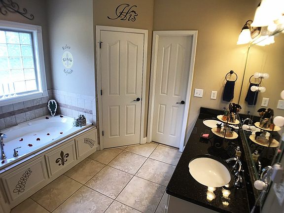 5th image of 342 Lee Road 0451