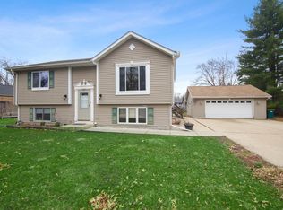 W1211 Trumpet Rd, Genoa City, WI 53128