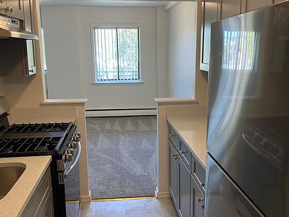 2nd image of 700 Fulton St APT K2