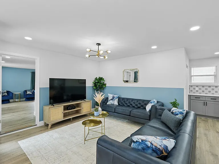 3321 Ridgehaven St — Photo 6