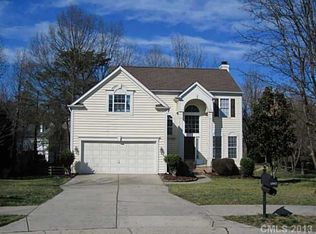 5902 Chinquapin Ct, Charlotte, NC 28269