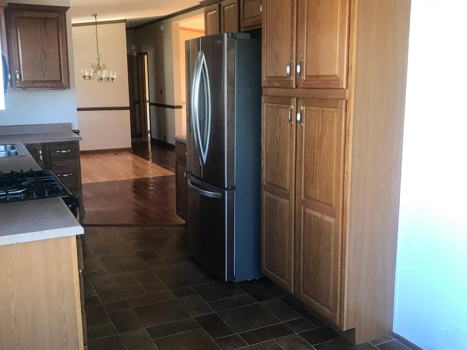 3 bed, 1404 sqft, $1,700 — Photo 4