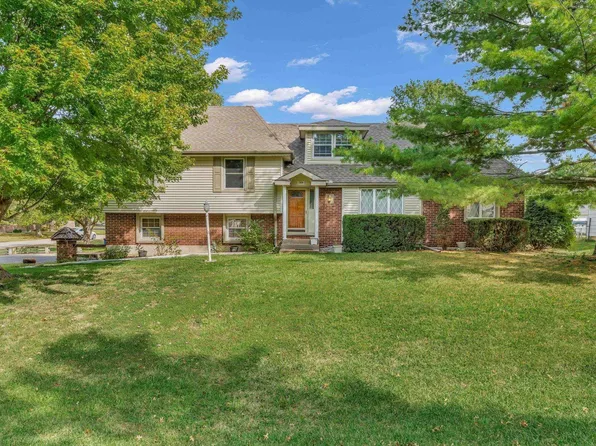 2820 SE Shawnee Dr, Topeka, KS 66605