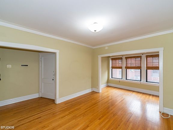 2nd image of 633 Garfield St APT 2