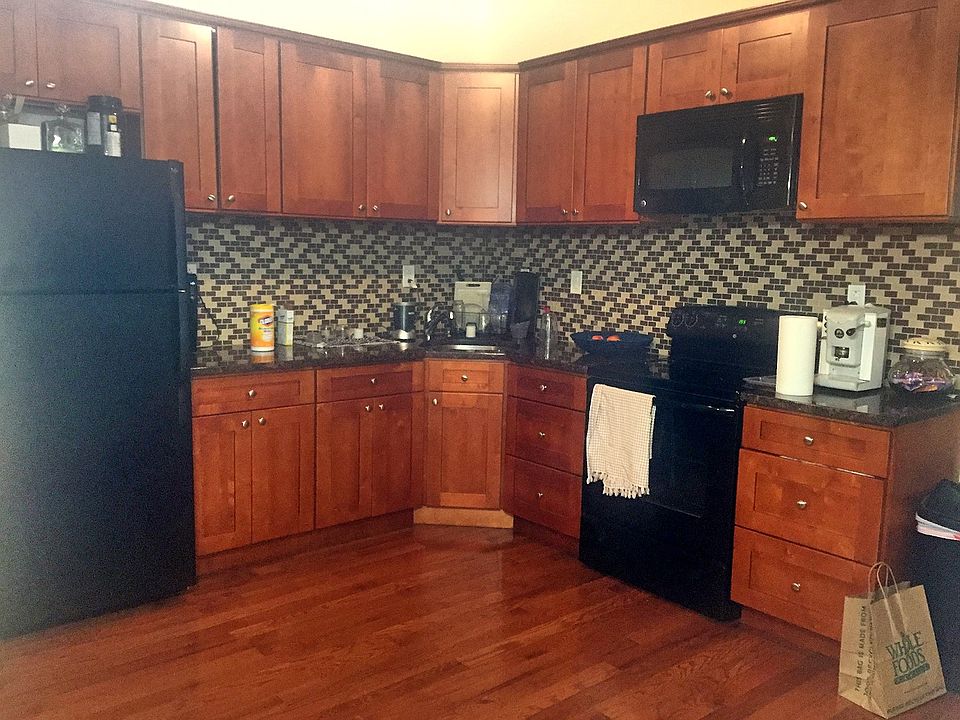 1st image of 1131 Green Street # Fl 1ST