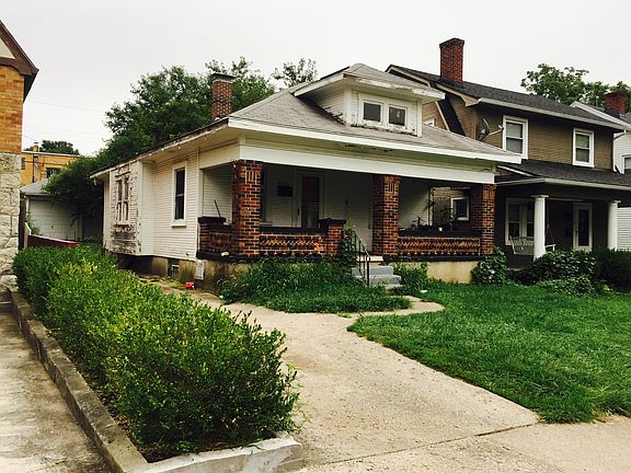2nd image of 2322 Emerson Ave